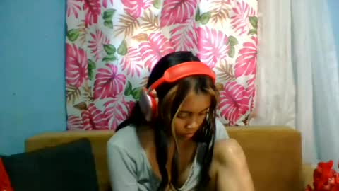 Snapshot of eldie69 chatting on June 14, 2026, 4:58 am eldie69 online show from June 14, 2026, 4:58 am