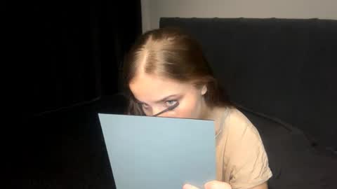 Kelly online show from March 13, 2026, 3:29 pm