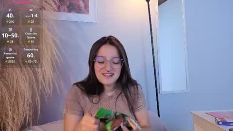 Elecktra online show from June 12, 2026, 7:24 pm