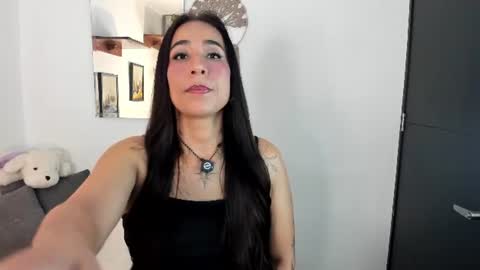 Snapshot of electra_hunt chatting on June 16, 2026, 12:13 am Electra- Please help me reach 100 likes online show from June 16, 2026, 12:13 am