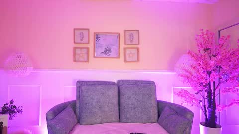 Electra Jones online show from February 27, 2026, 11:32 am