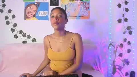 electra jones online show from May 5, 2026, 2:47 pm