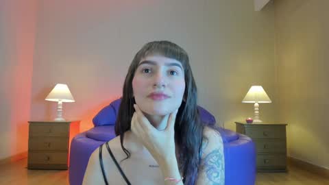 Snapshot of electraraptiss chatting on February 5, 2025, 1:00 pm - online show from February 5, 2025, 1:00 pm