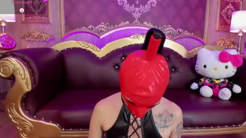 Snapshot of electraraptiss chatting on February 24, 2025, 11:30 pm - online show from February 24, 2025, 11:30 pm