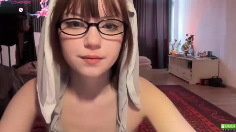 Aleksa online show from April 12, 2026, 11:37 am