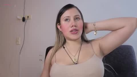 Snapshot of eleecttraa_12 chatting on June 1, 2026, 6:42 pm Electra online show from June 1, 2026, 6:42 pm