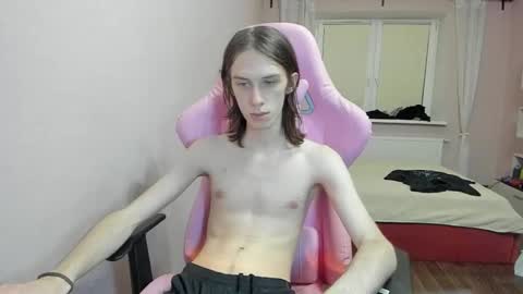 Snapshot of eleganc3 chatting on November 10, 2025, 7:57 pm eleganc3 online show from November 10, 2025, 7:57 pm