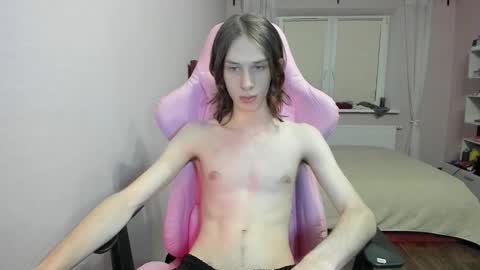 Snapshot of eleganc3 chatting on November 22, 2025, 8:52 pm eleganc3 online show from November 22, 2025, 8:52 pm