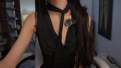 Snapshot of elegant_vibes chatting on June 6, 2026, 8:52 am Jess online show from June 6, 2026, 8:52 am