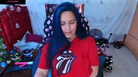 Snapshot of elektra_32 chatting on January 19, 2025, 9:01 am elektra online show from January 19, 2025, 9:01 am