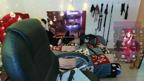 Snapshot of elektra_32 chatting on February 13, 2025, 7:45 am elektra online show from February 13, 2025, 7:45 am