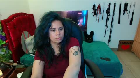 Snapshot of elektra_32 chatting on February 26, 2025, 5:28 pm elektra online show from February 26, 2025, 5:28 pm