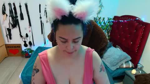 Snapshot of elektra_32 chatting on November 19, 2025, 7:19 am elektra online show from November 19, 2025, 7:19 am