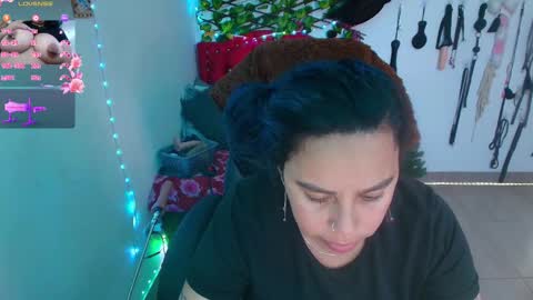 Snapshot of elektra_32 chatting on February 17, 2026, 4:42 am elektra online show from February 17, 2026, 4:42 am