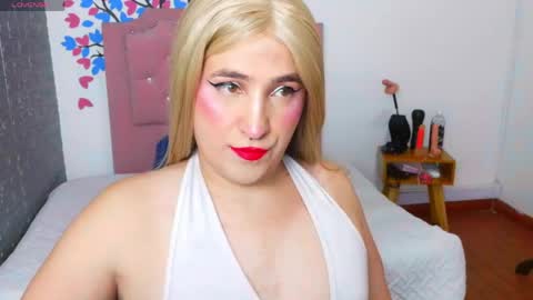 elektra_doll online show from June 4, 2026, 2:39 am