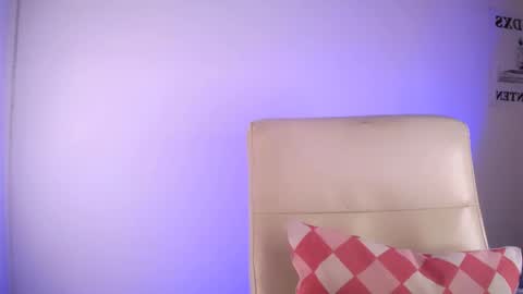  Elektra Sky  online show from March 9, 2025, 3:05 pm