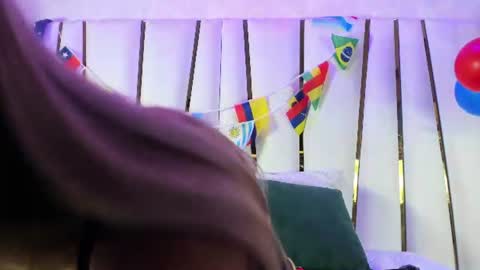 Snapshot of elena_mature chatting on June 28, 2026, 6:58 pm Elena online show from June 28, 2026, 6:58 pm