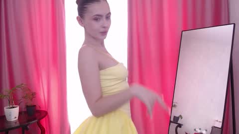 Elena online show from February 27, 2026, 9:09 am