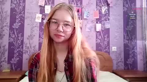 Mia online show from February 21, 2026, 4:24 am