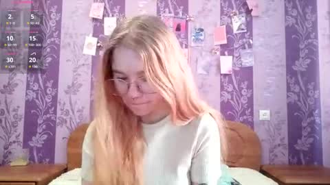 Mia online show from March 1, 2026, 4:14 am