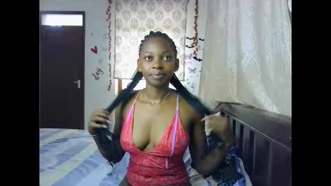 eleniedoll online show from February 24, 2026, 8:01 am