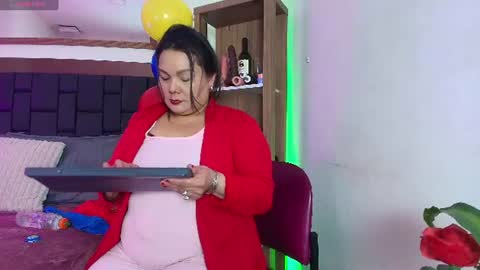 elenna_boobs_ online show from July 14, 2026, 3:11 am