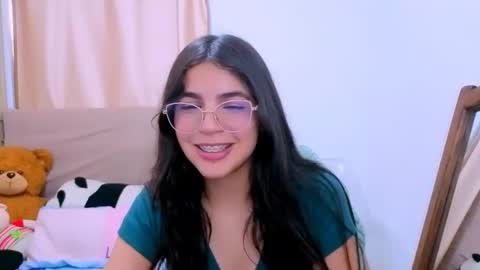 agnes online show from February 11, 2026, 6:35 pm