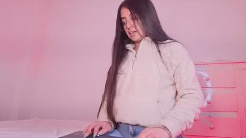 Snapshot of elenna_salvatoree chatting on July 26, 2026, 10:16 pm Elena online show from July 26, 2026, 10:16 pm
