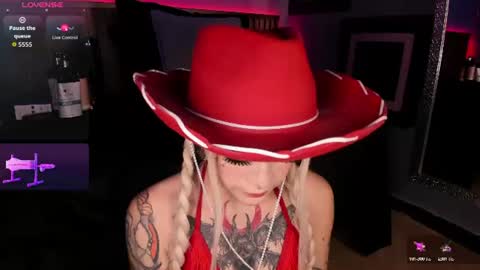 ELETTRA online show from July 4, 2026, 2:07 am
