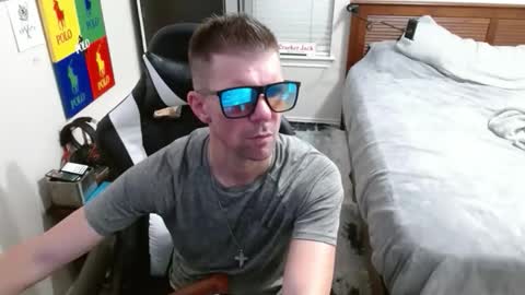 Snapshot of elevatetlb chatting on October 28, 2025, 7:56 am Walker online show from October 28, 2025, 7:56 am