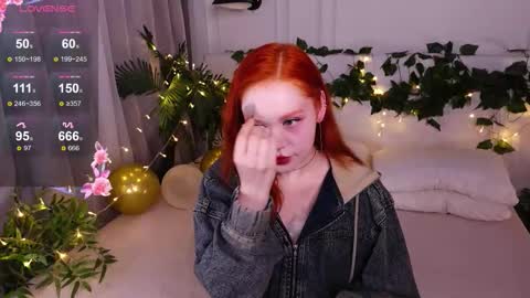 Snapshot of elfamirielle chatting on September 11, 2025, 6:35 am Elfa online show from September 11, 2025, 6:35 am