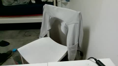 elfideo75 online show from February 22, 2026, 4:27 pm