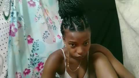 elia011 online show from February 13, 2026, 6:20 am