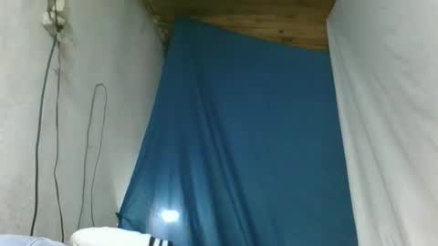 elia011 online show from March 12, 2026, 8:53 am