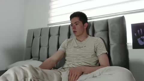 Snapshot of elian_tg chatting on January 5, 2025, 9:25 pm Elian online show from January 5, 2025, 9:25 pm