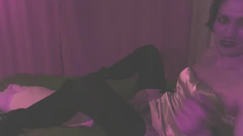 Snapshot of eliana_e chatting on May 22, 2026, 9:20 pm Eliana online show from May 22, 2026, 9:20 pm