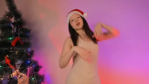 Ella online show from December 21, 2024, 4:52 am