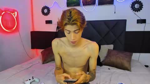 Snapshot of eliann_adam chatting on December 4, 2024, 12:03 pm eliann_adam online show from December 4, 2024, 12:03 pm