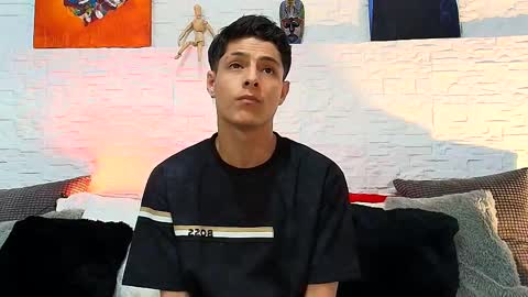 Snapshot of elias_salvatore_ chatting on May 20, 2026, 7:20 pm elias_salvatore_ online show from May 20, 2026, 7:20 pm