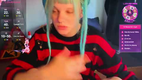 Snapshot of elieiza_xo chatting on July 3, 2026, 9:27 am elieiza_xo online show from July 3, 2026, 9:27 am