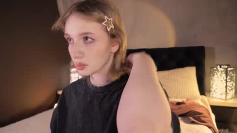 Ellie online show from February 19, 2026, 5:14 am