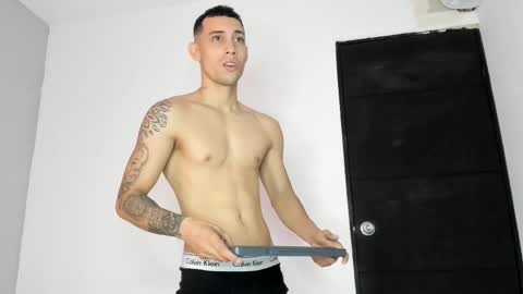 Snapshot of elier_jhonson1 chatting on February 14, 2026, 2:03 pm elier_jhonson1 online show from February 14, 2026, 2:03 pm