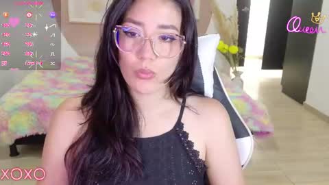 eliiih_ online show from July 23, 2026, 2:15 pm