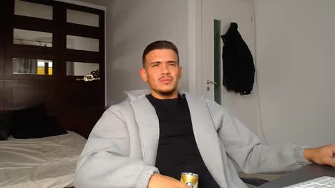 ElijahThorne online show from February 2, 2026, 6:23 am