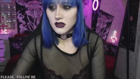 Snapshot of elika_kay chatting on December 3, 2024, 10:29 pm MORE ME online show from December 3, 2024, 10:29 pm