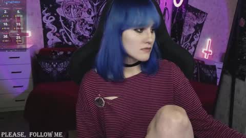 Snapshot of elika_kay chatting on December 7, 2024, 4:20 am MORE ME online show from December 7, 2024, 4:20 am