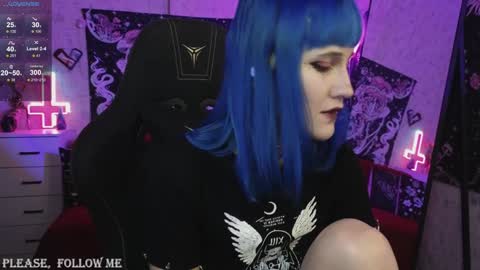 Snapshot of elika_kay chatting on January 10, 2025, 7:32 pm MORE ME online show from January 10, 2025, 7:32 pm