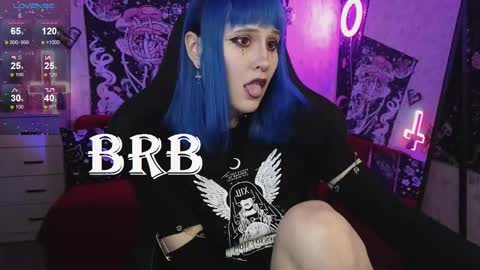 Snapshot of elika_kay chatting on February 1, 2025, 10:13 pm MORE ME online show from February 1, 2025, 10:13 pm