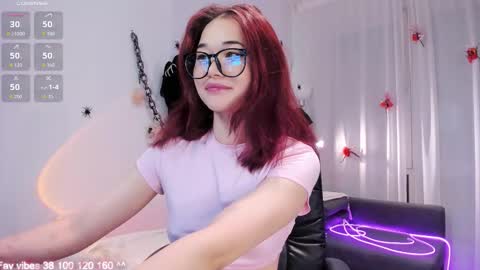 Hey Im Elizzi. Lets have fun and enjoy together  online show from October 21, 2025, 3:29 am