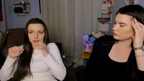 Snapshot of elin_bliss chatting on May 8, 2026, 1:49 pm Elin online show from May 8, 2026, 1:49 pm
